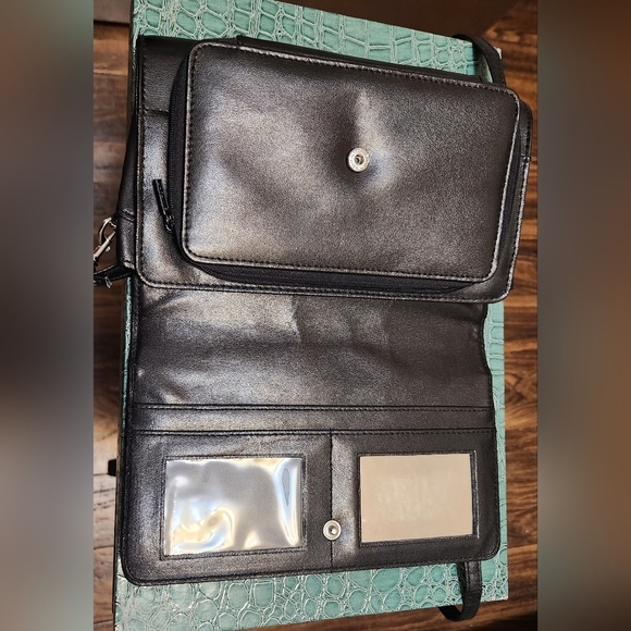 BUXTON Black Leather Crossbody Bag NWOT - Picture 6 of 11